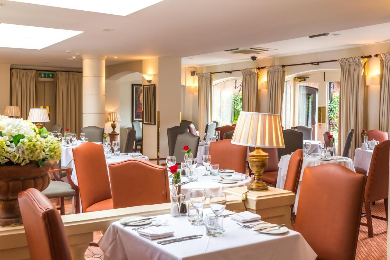 Parkway Hotel & Spa Cwmbrân Extérieur photo